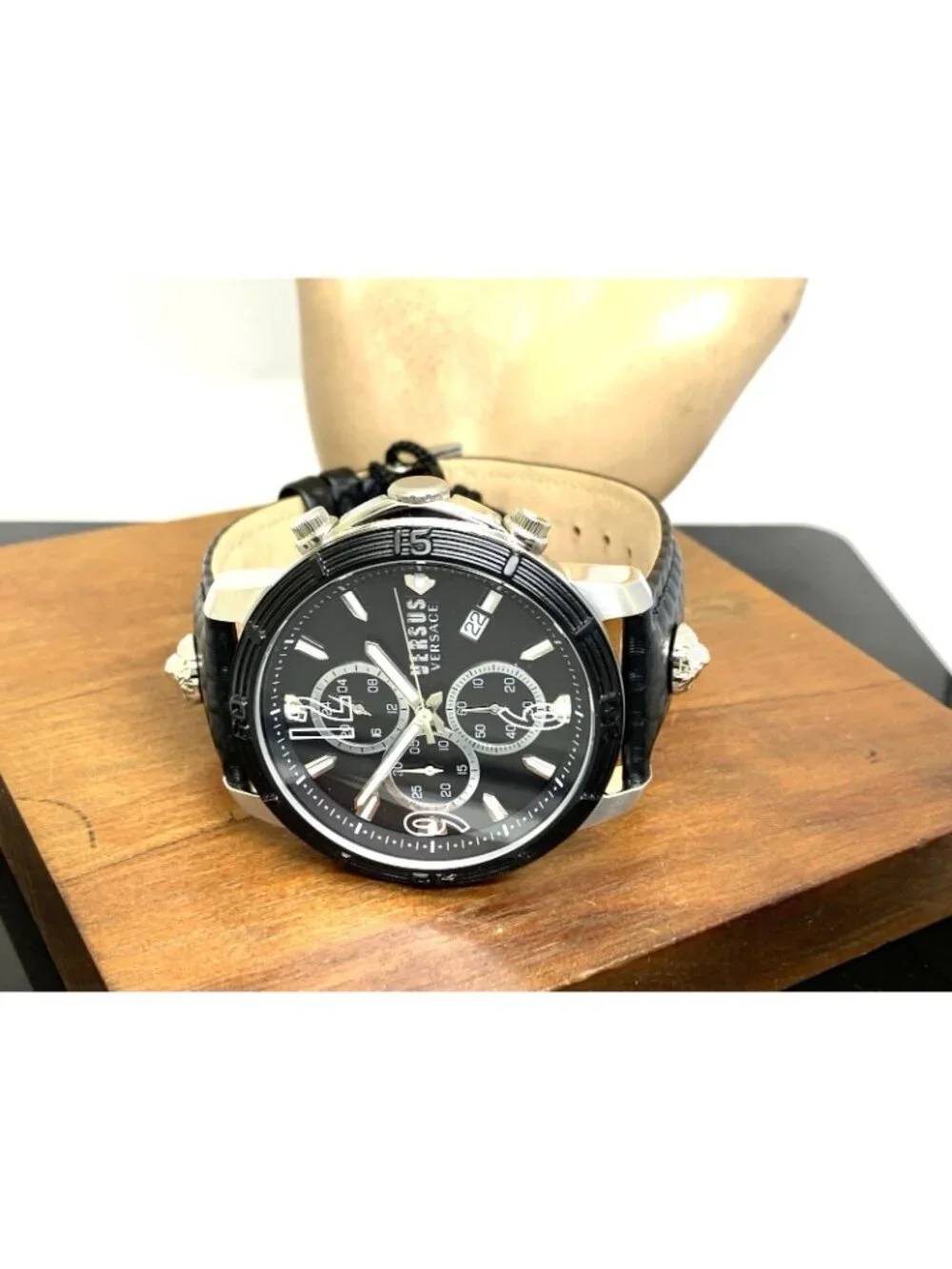 Versus by Versace Men's Watch VSPHJ1021 Quartz Chronograph Leather Band 46mm